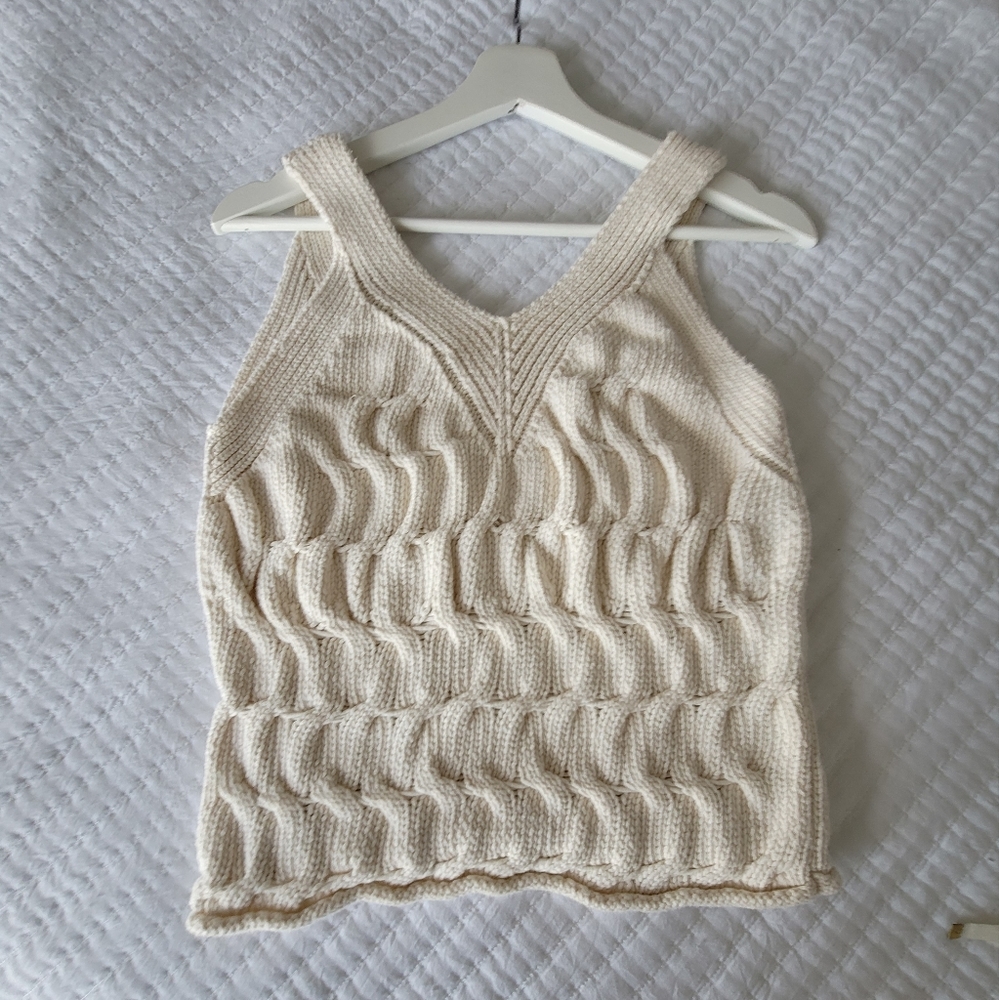 Zara Knit Beige Top size small